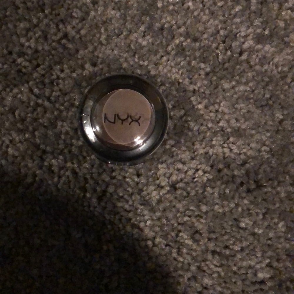 NYX eyeshadow